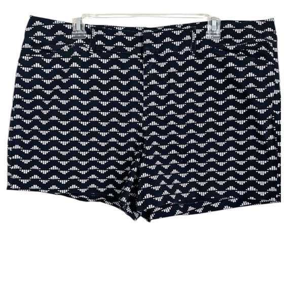 Old Navy Pixie Shorts Plus Sz 16 Regular - Picture 1 of 8